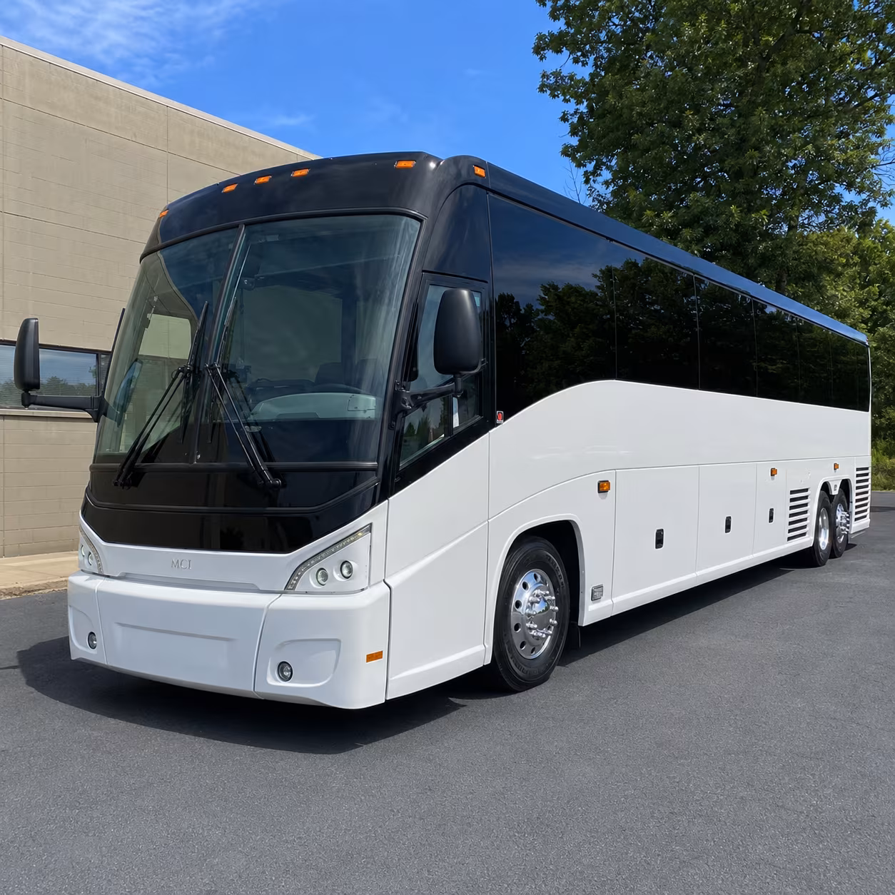 corporate and tech campus airport shuttles in lehi s silicon slopes
