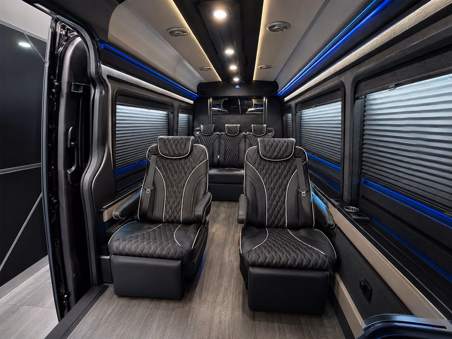 group hotel and resort shuttle buses near lehi for airport arrivals