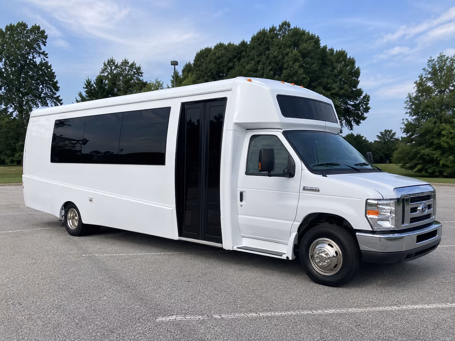 lehi 18 passenger party bus