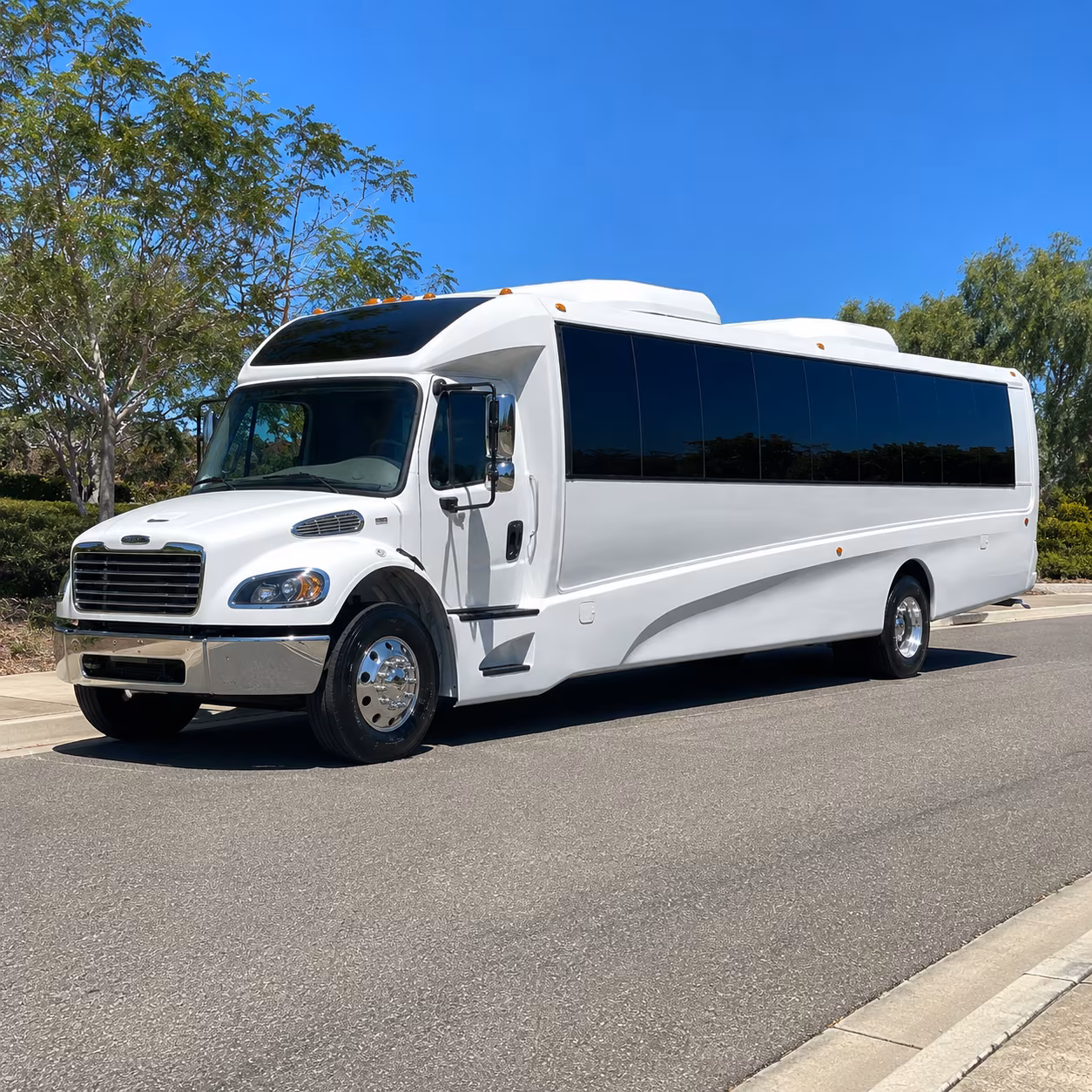 lehi 28 passenger minibus
